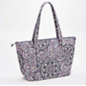 Vera Bradley Signature Miller Bag /Bonbon Medallion